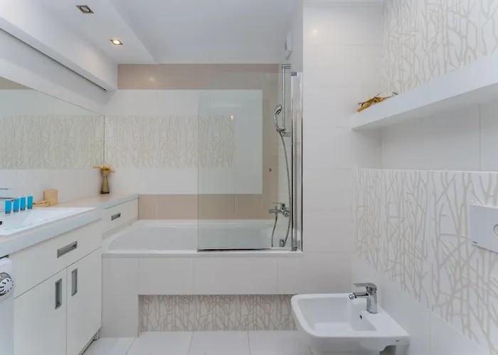 Lägenhet Lagiewniki Homely By Bookinghost