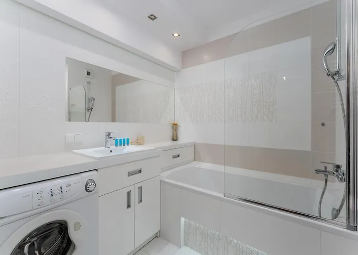 Lagiewniki Homely By Bookinghost Lägenhet Kraków