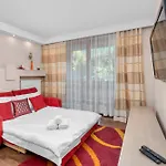 Lagiewniki Homely By Bookinghost Apartamento *
