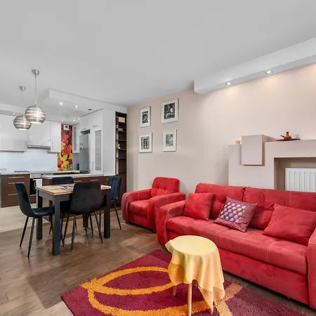 Apartment Lagiewniki Homely By Bookinghost