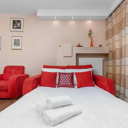 Apartment Lagiewniki Homely By Bookinghost Krakau