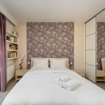 Apartment Lagiewniki Homely By Bookinghost